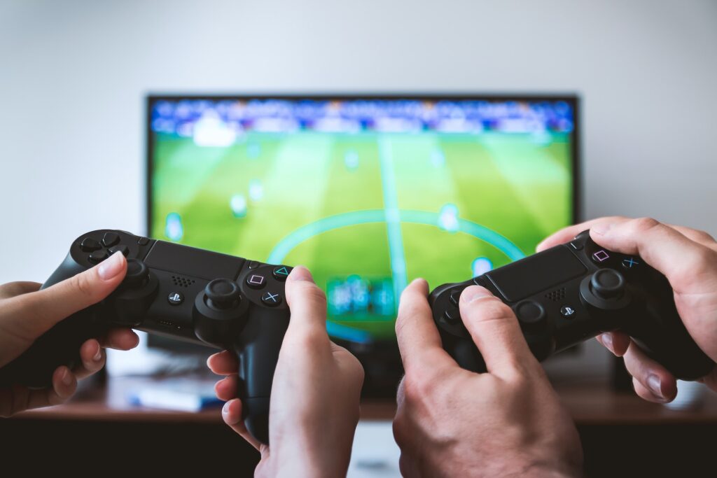 3 Ways to Use Video Games in a Dental Office to Relax Kids